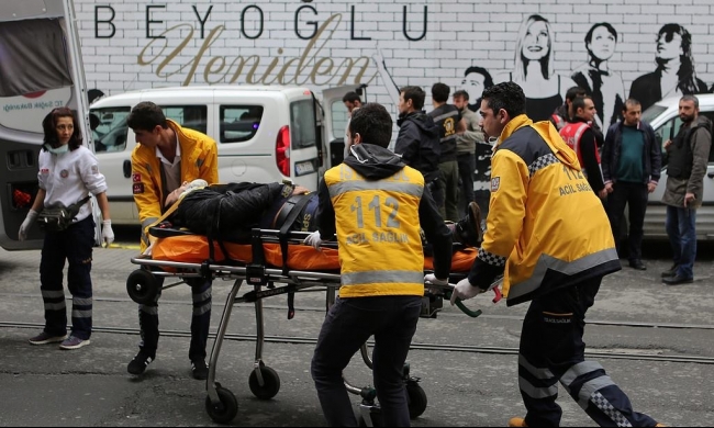 قتلى ومصابون يحملون المواطنة الإسرائيلية في تفجير اسطنبول